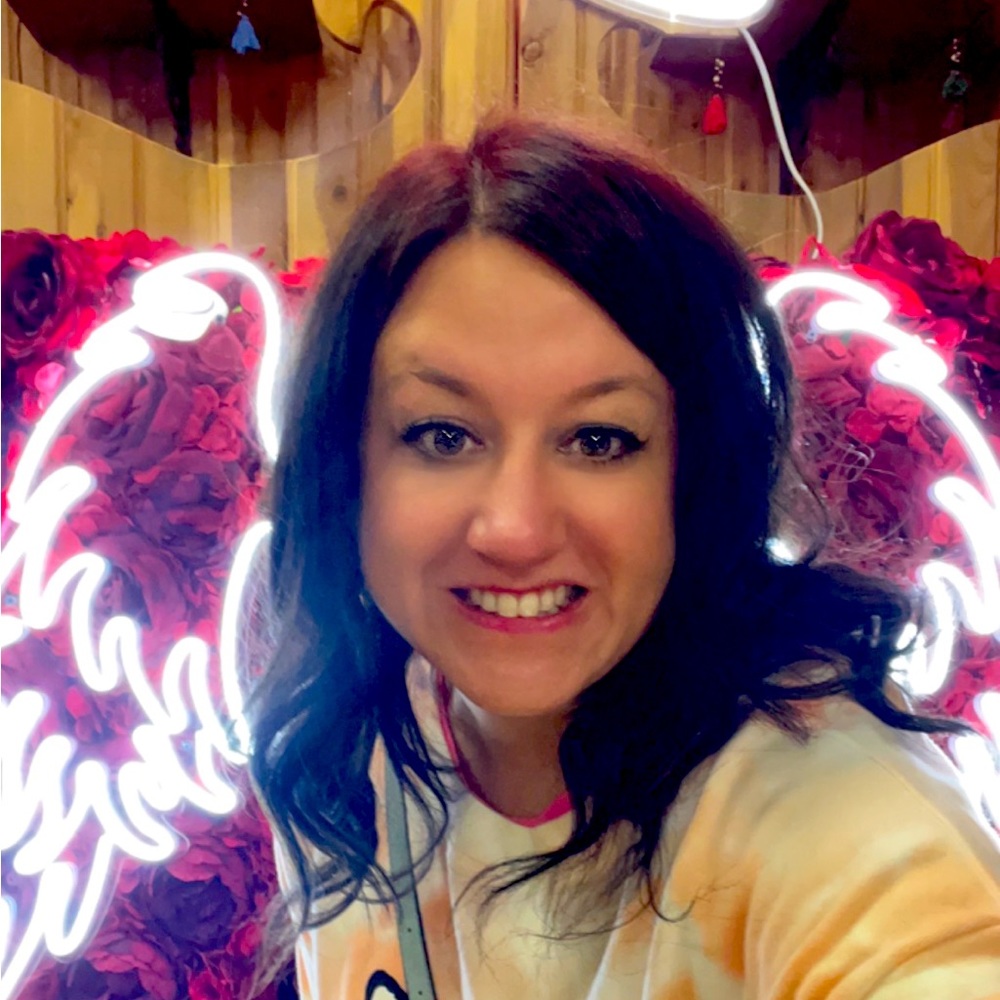 Meet your Posher, Jenn